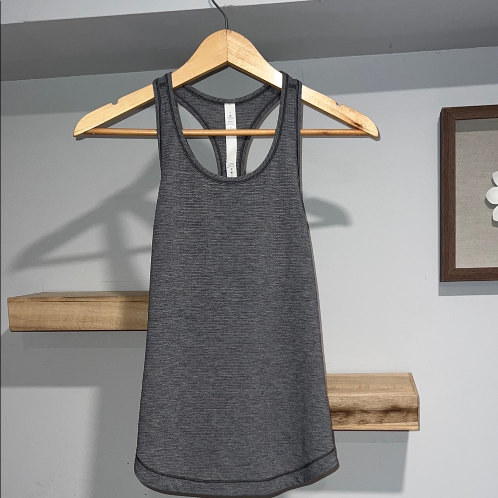 Lululemon Gray Women's Racerback Tank Top‎